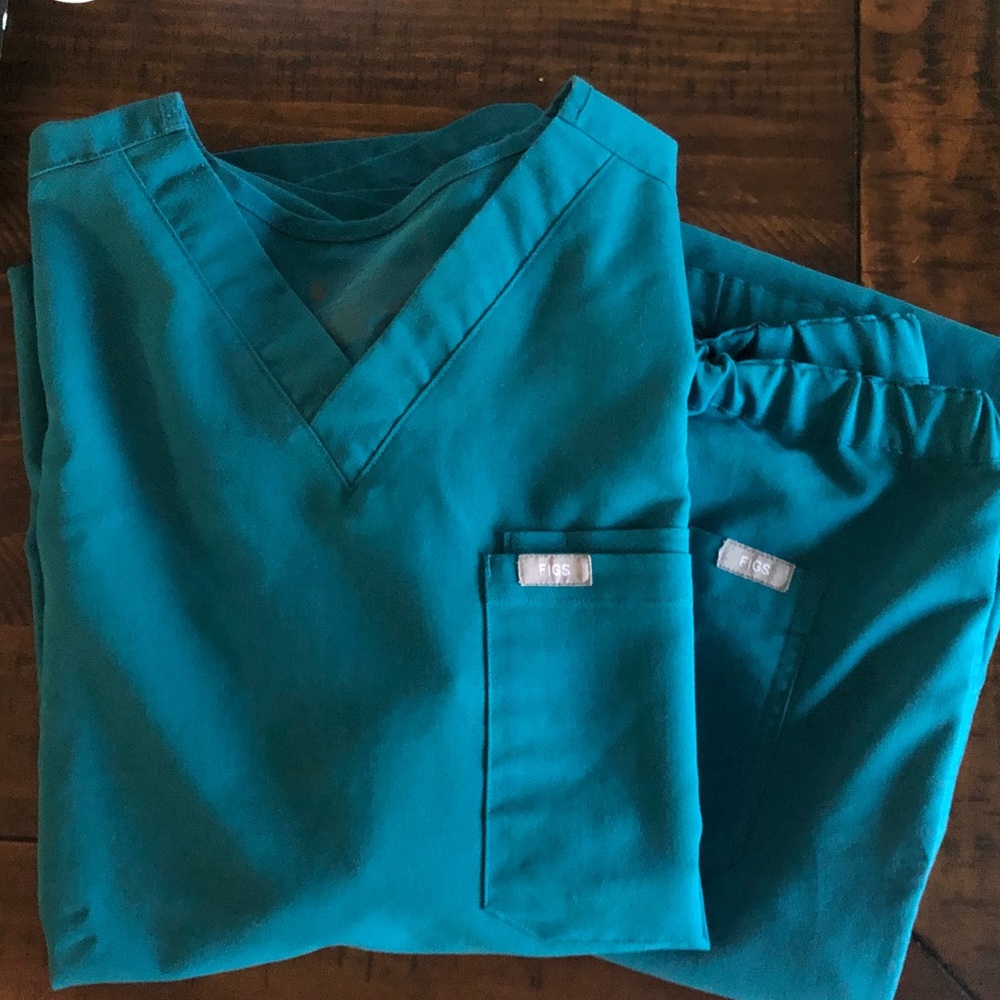 FIGS Men’s Teal Scrub Set. Size Large.